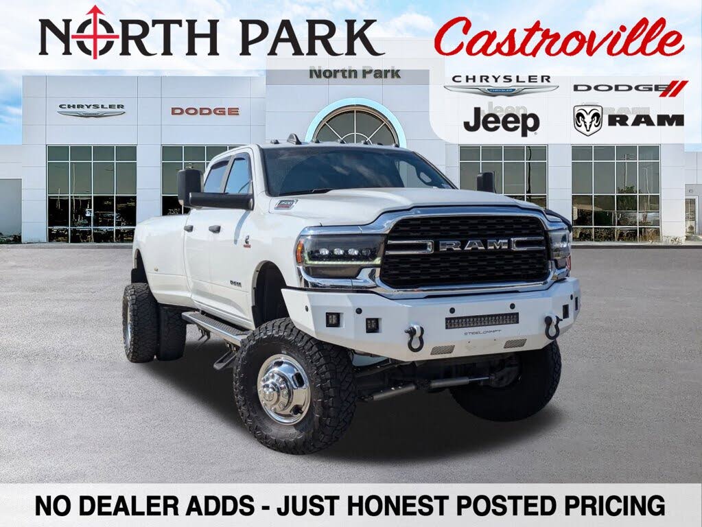 2022 RAM 3500 Lone Star Crew Cab LB DRW 4WD