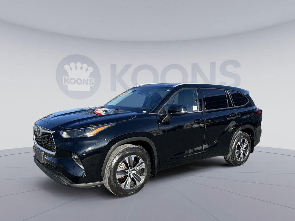 2022 Toyota Highlander XLE AWD
