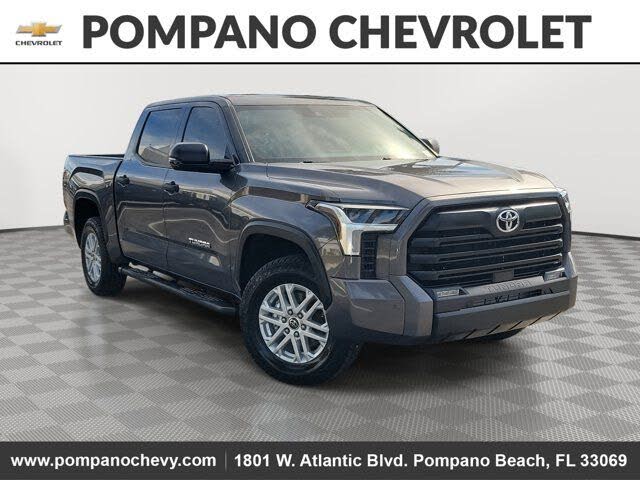 2022 Toyota Tundra SR5 CrewMax Cab 4WD
