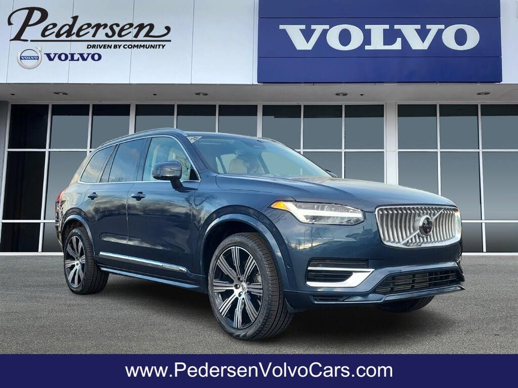 2024 Volvo XC90 Recharge T8 Ultimate Bright Theme 7-Passenger eAWD