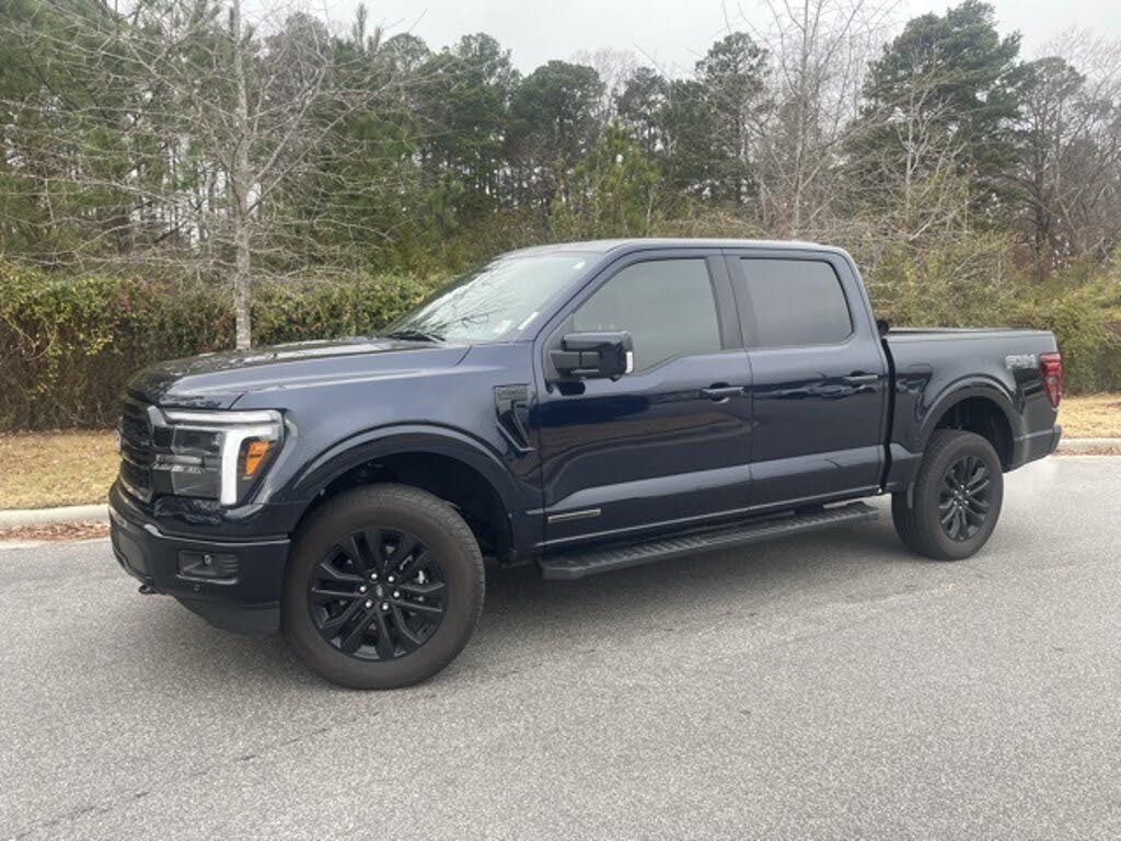 2025 Ford F-150 Lariat SuperCrew 4WD