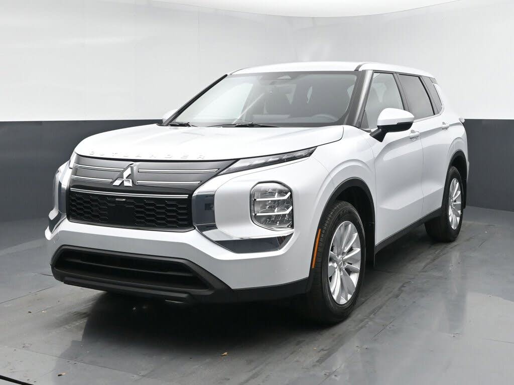 2026 Mitsubishi Outlander ES FWD