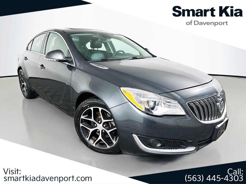 2017 Buick Regal Sport Touring Sedan FWD