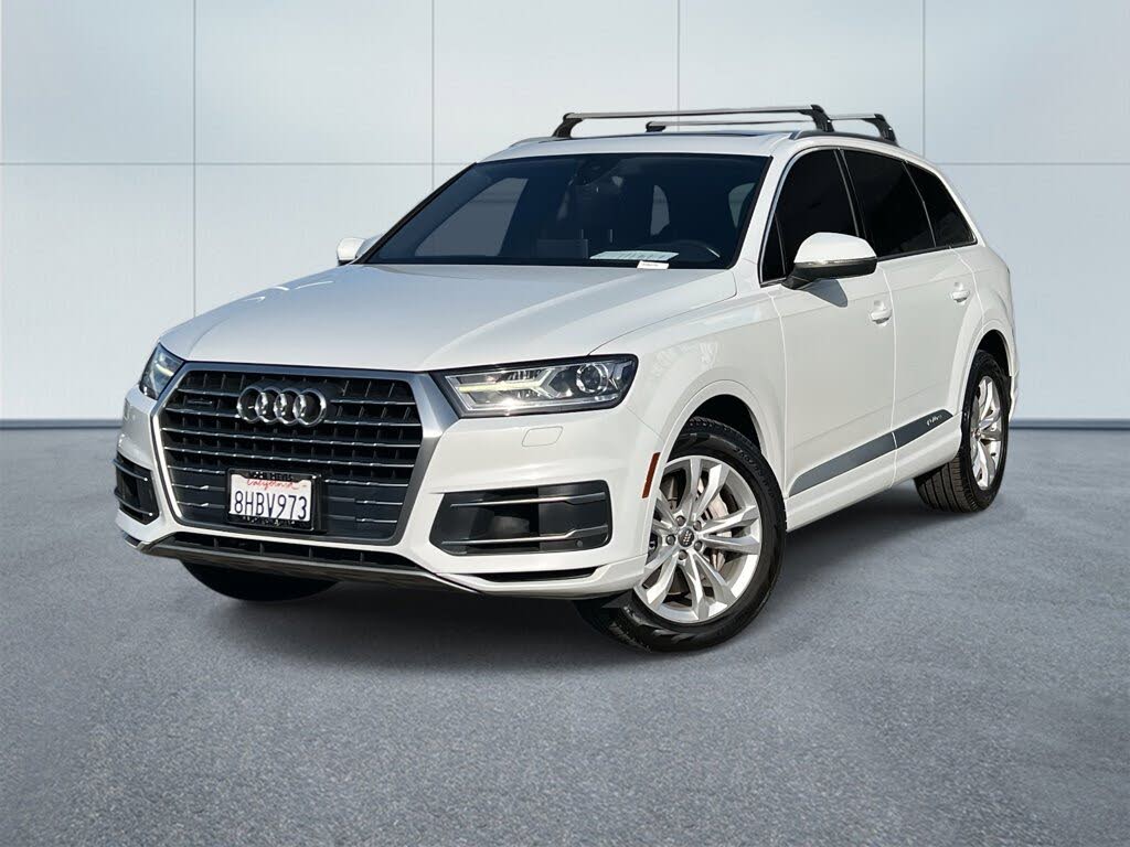 2019 Audi Q7 55 TFSI quattro SE Premium