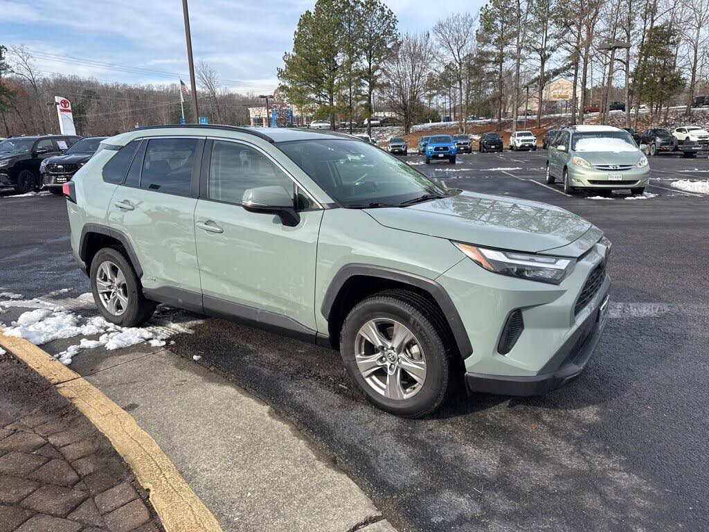 2022 Toyota RAV4 Hybrid XLE AWD