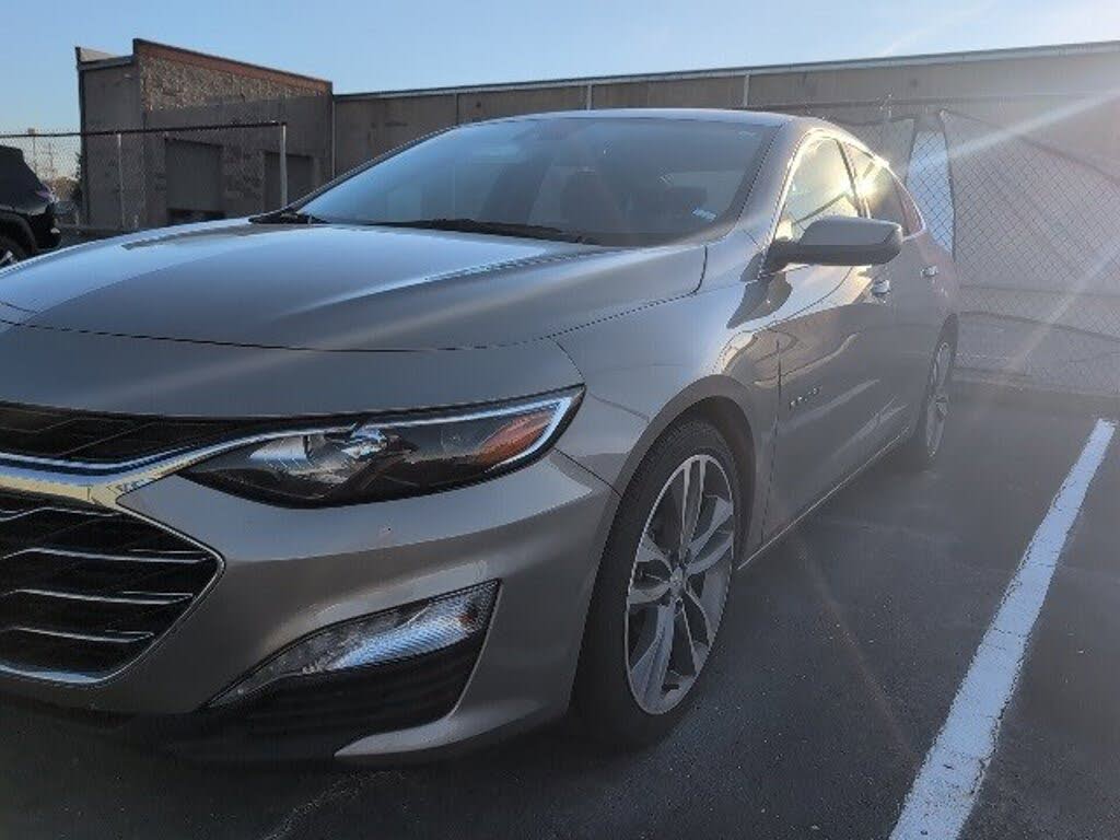 2023 Chevrolet Malibu LT with 1LT FWD