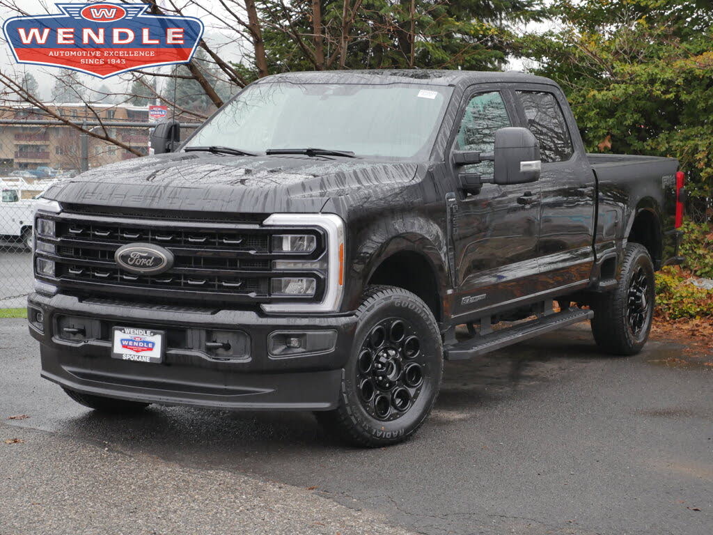 2023 Ford F-350 Super Duty Lariat Crew Cab 4WD