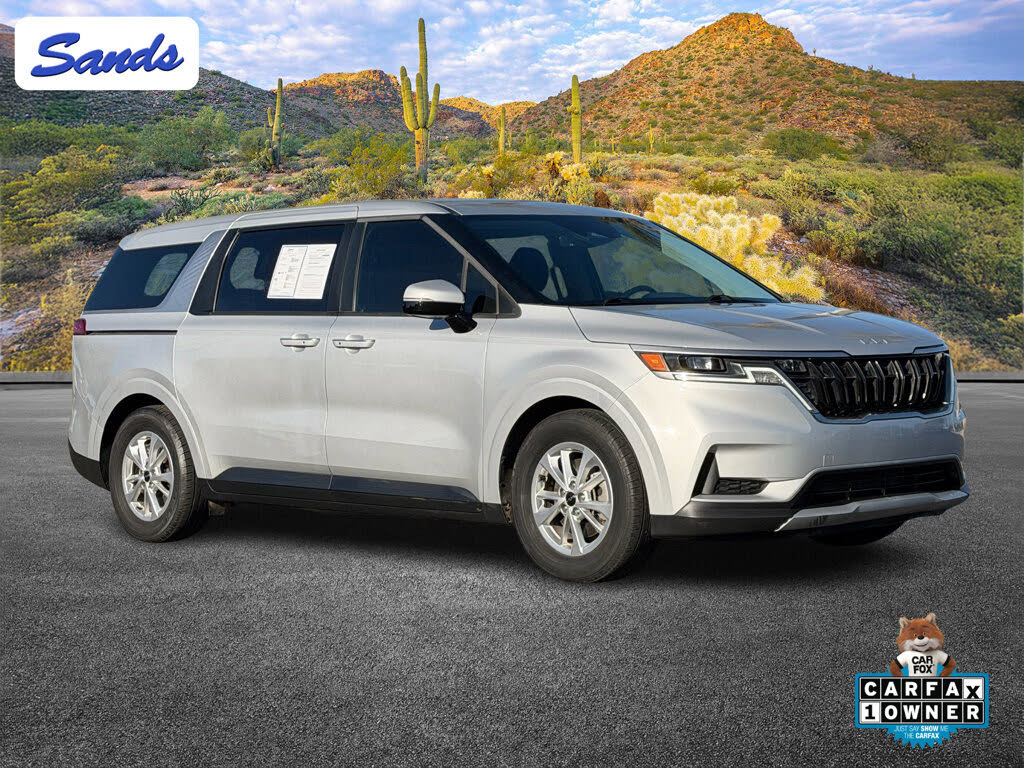 2023 Kia Carnival LX FWD