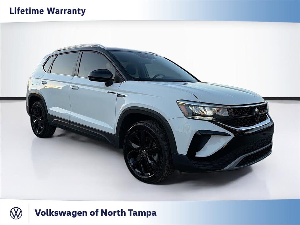 2024 Volkswagen Taos SE FWD