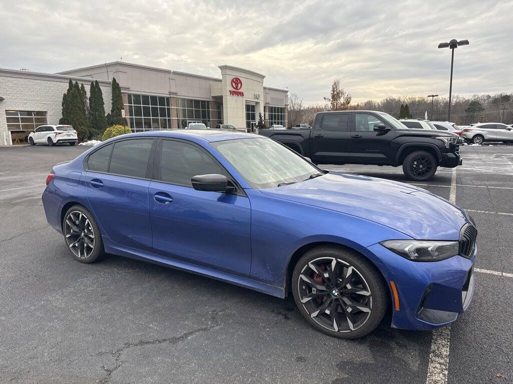 2025 BMW 3 Series 330i RWD