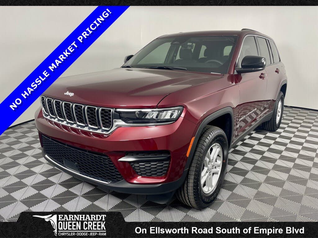 2025 Jeep Grand Cherokee Laredo 4WD