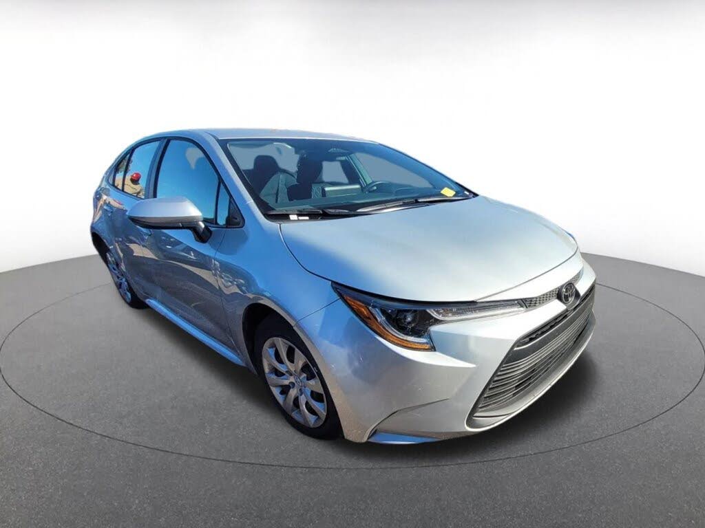 2025 Toyota Corolla LE FWD