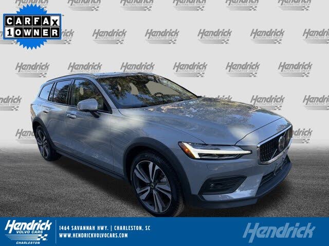 2025 Volvo V60 Cross Country B5 Plus AWD