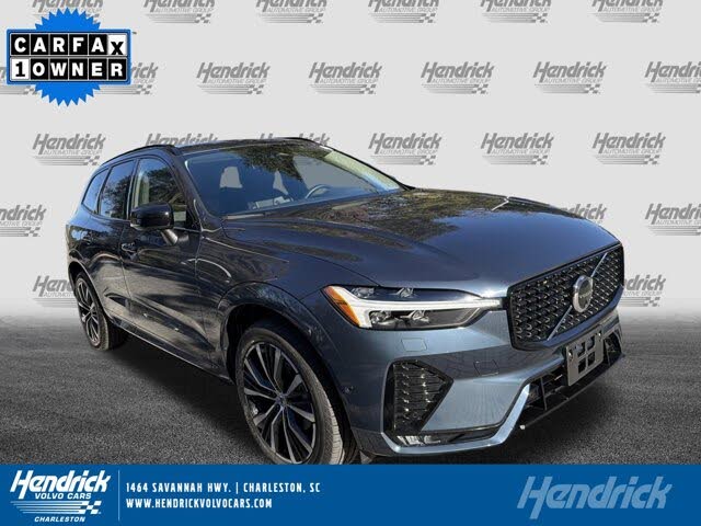 2025 Volvo XC60 B5 Plus Dark Theme AWD