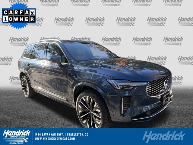 2025 Volvo XC90 B5 Plus Bright Theme 7-Passenger AWD