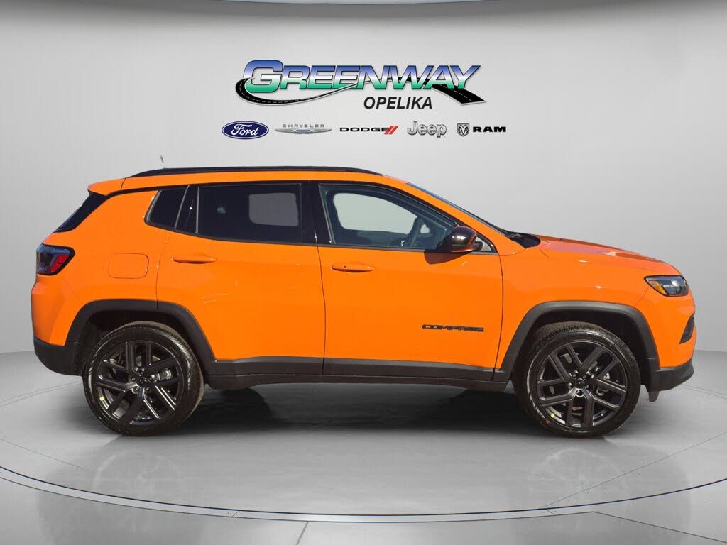 2026 Jeep Compass Latitude Altitude 4WD