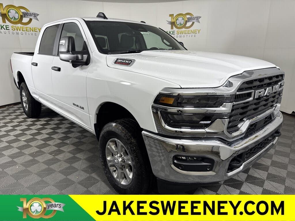 2026 RAM 3500 Big Horn Crew Cab 4WD