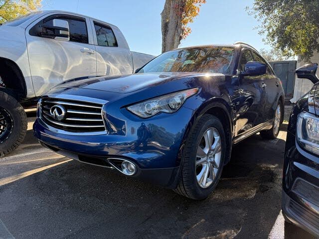 2015 INFINITI QX70 RWD