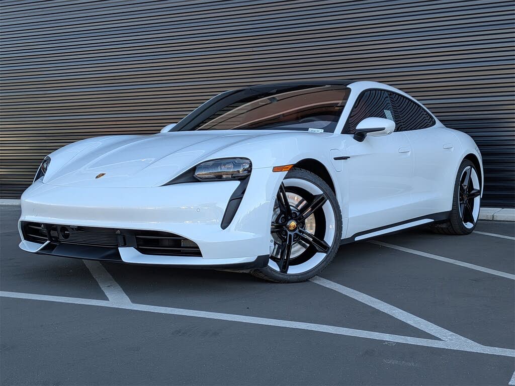 2022 Porsche Taycan Turbo Sedan AWD