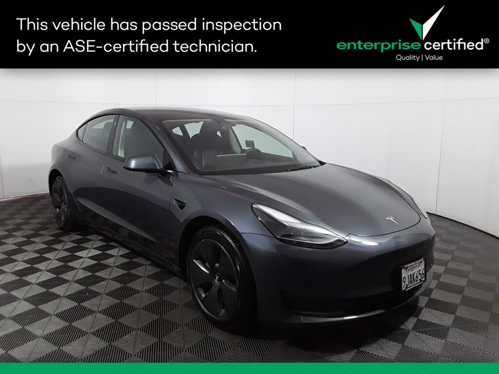 2023 Tesla Model 3 RWD