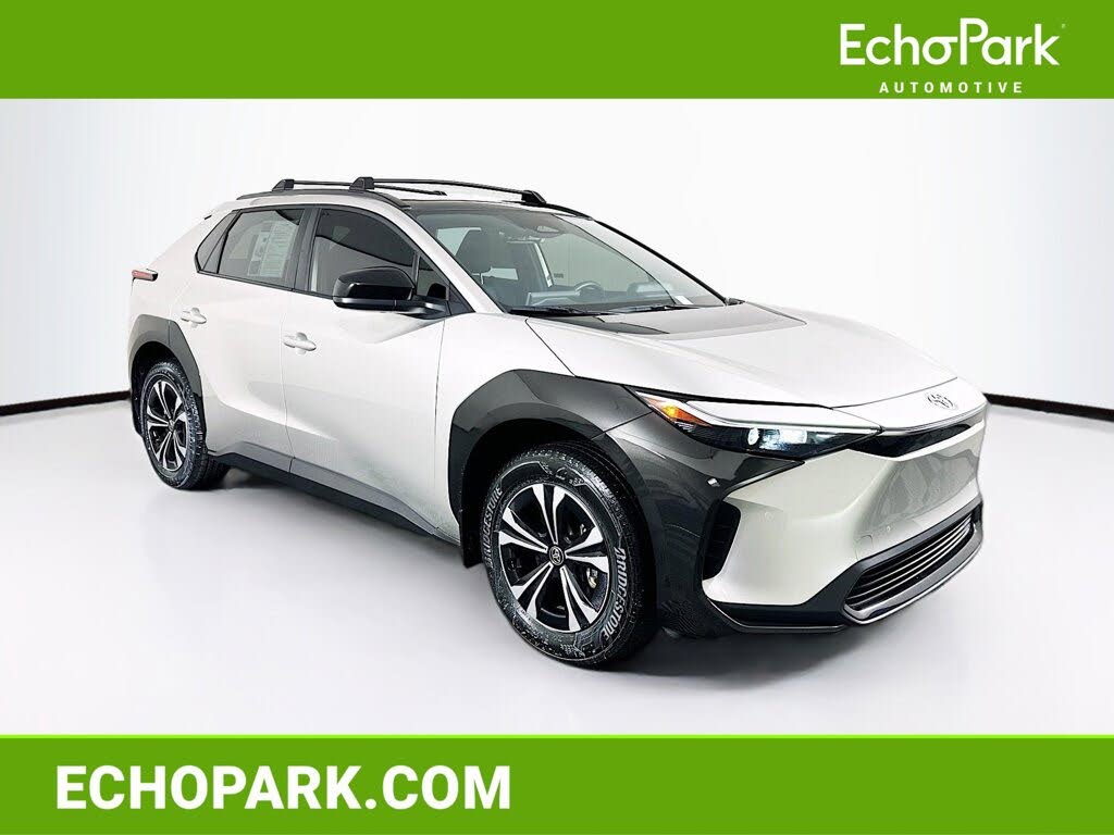2024 Toyota bZ4X XLE FWD