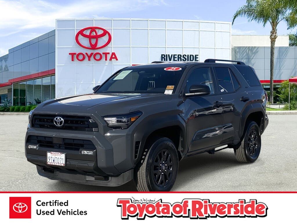 2025 Toyota 4Runner SR5 4WD