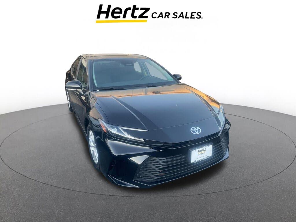 2025 Toyota Camry LE FWD