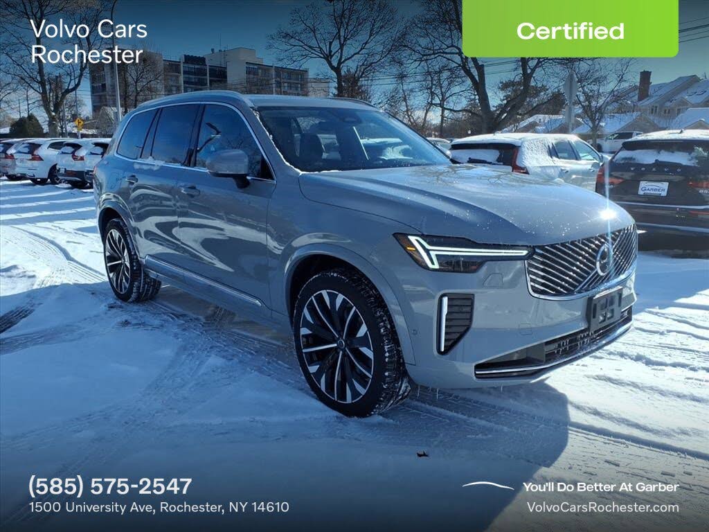 2025 Volvo XC90 B6 Plus Bright Theme 7-Passenger AWD