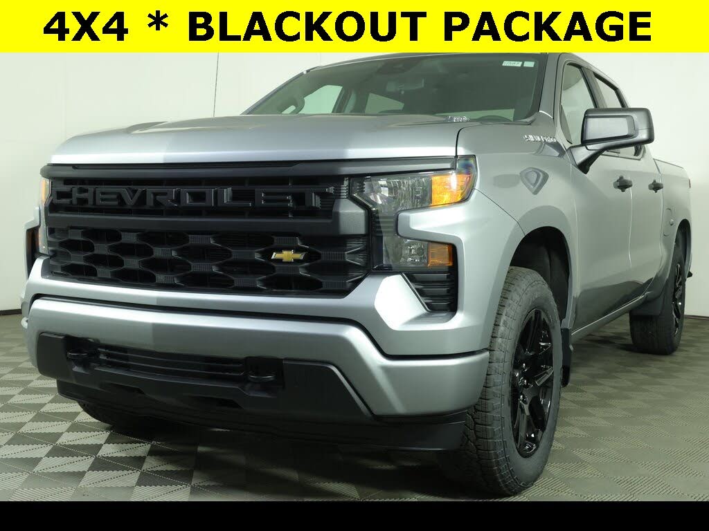 2026 Chevrolet Silverado 1500 Custom Crew Cab 4WD