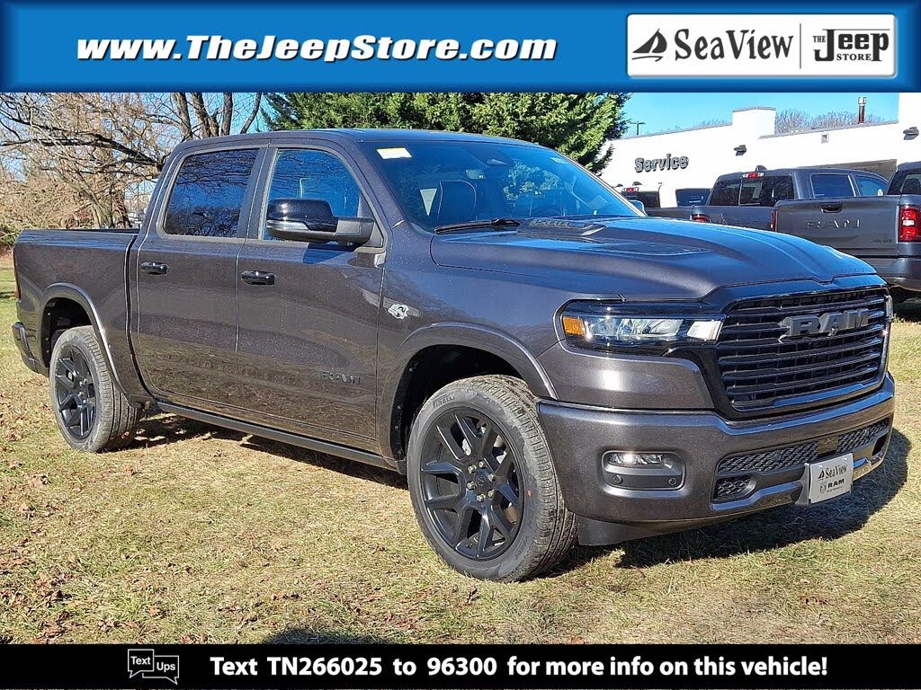 2026 RAM 1500 Laramie Crew Cab 4WD