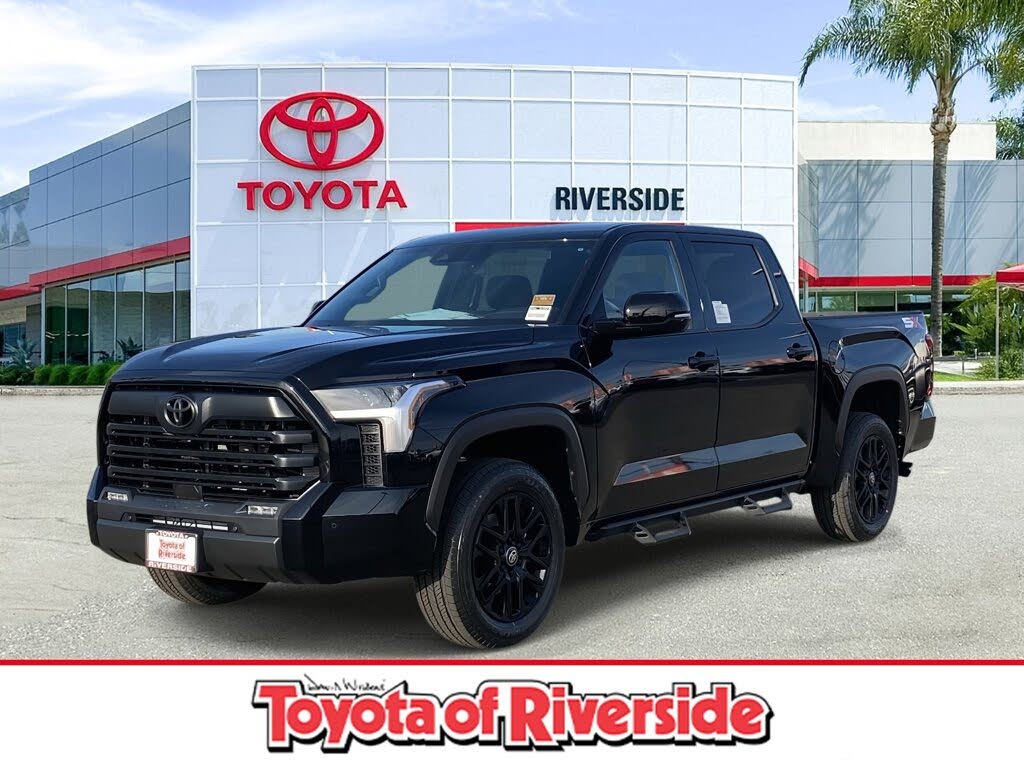 2026 Toyota Tundra SR5 CrewMax Cab 4WD