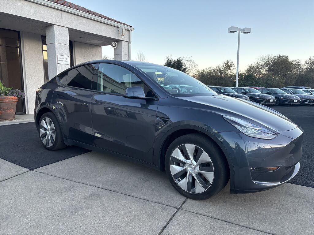 2021 Tesla Model Y Long Range AWD