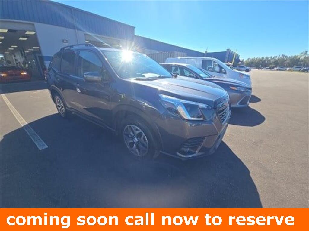 2022 Subaru Forester Premium Crossover AWD