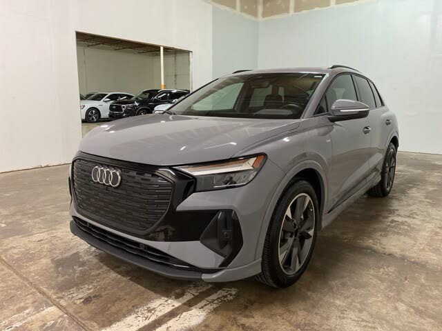2024 Audi Q4 e-tron quattro Premium 55