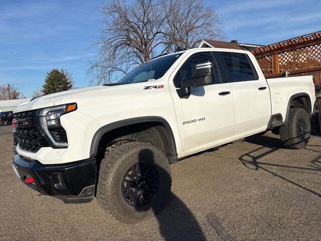 2024 Chevrolet Silverado 2500HD ZR2 Crew Cab 4WD