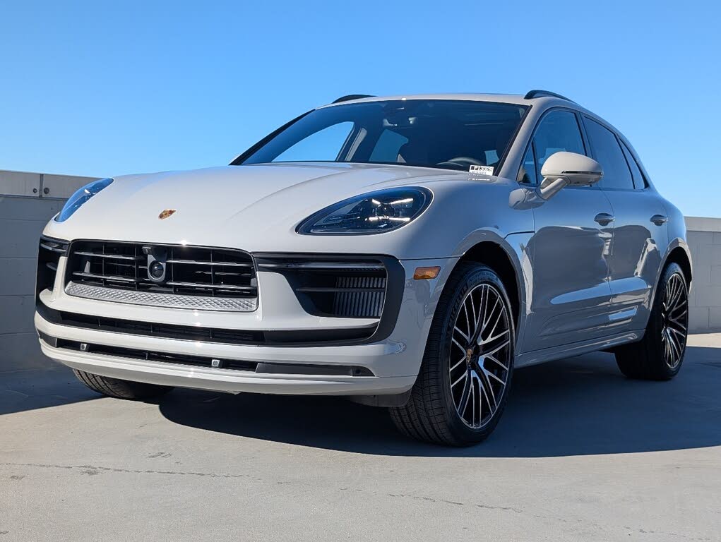 2026 Porsche Macan S AWD