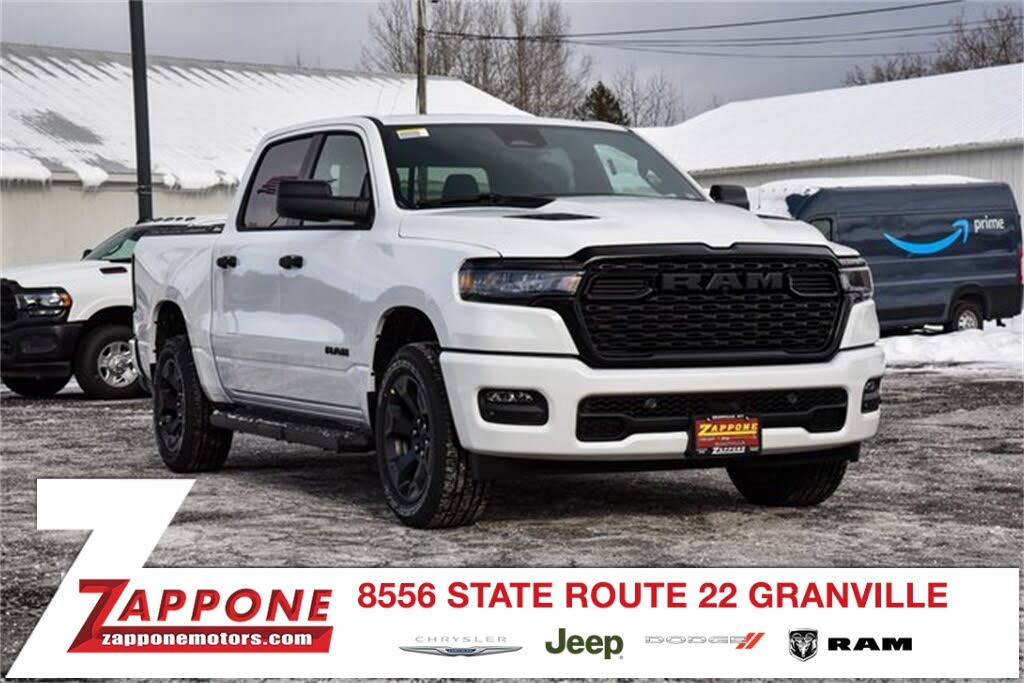 2026 RAM 1500 Express Crew Cab 4WD