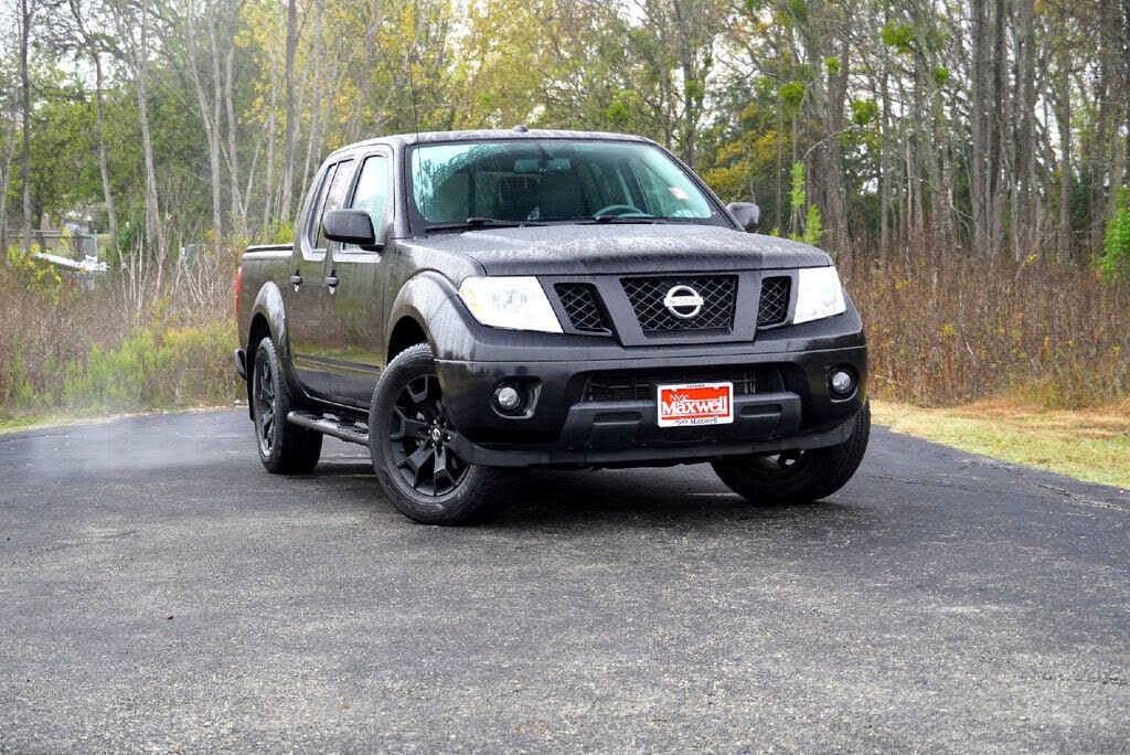2018 Nissan Frontier SV V6 Crew Cab