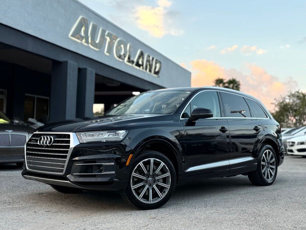 2019 Audi Q7 55 TFSI quattro Premium Plus