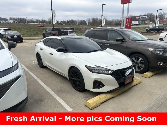 2021 Nissan Maxima SR FWD