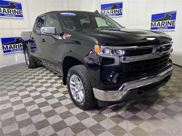 2022 Chevrolet Silverado 1500 LT Crew Cab 4WD