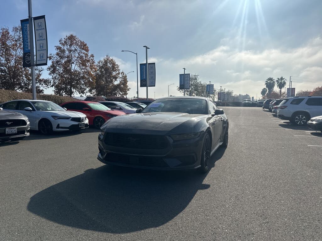 2024 Ford Mustang EcoBoost Premium Fastback RWD