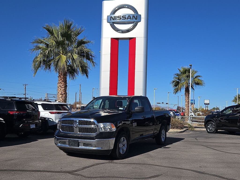 2024 RAM 1500 Classic SLT Quad Cab 4WD