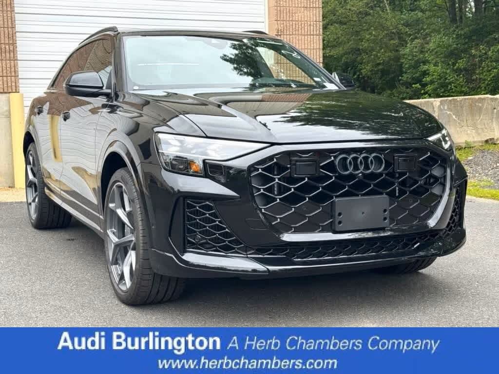 2025 Audi RS Q8 4.0T quattro Performance