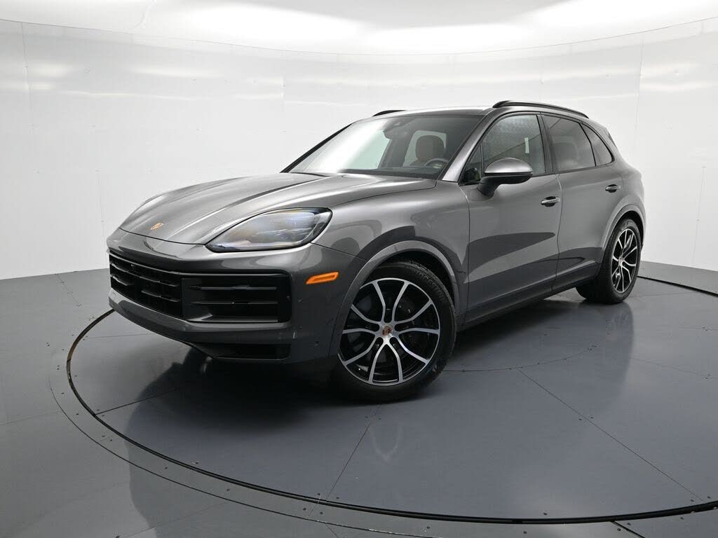 2025 Porsche Cayenne AWD