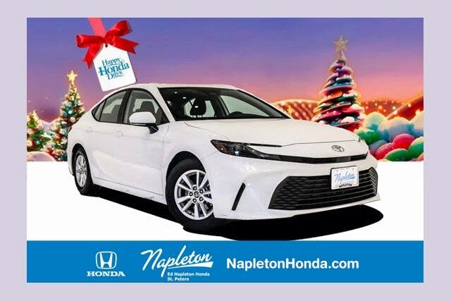 2025 Toyota Camry LE FWD