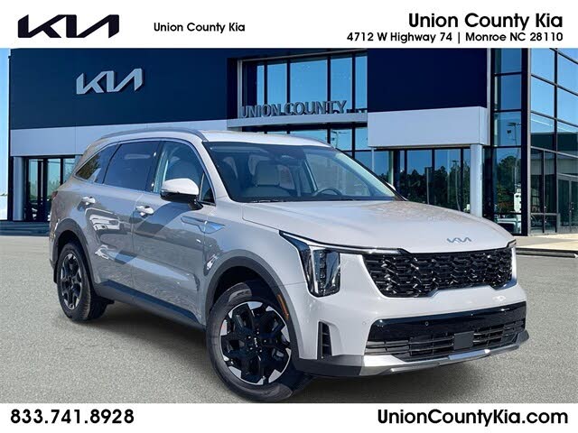 2026 Kia Sorento S FWD