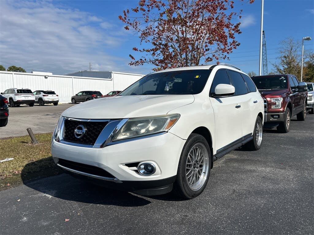 2013 Nissan Pathfinder Platinum