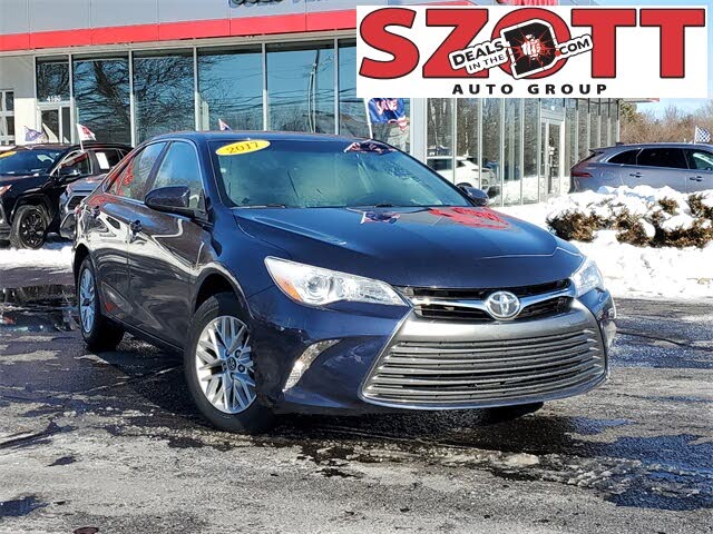 2017 Toyota Camry LE