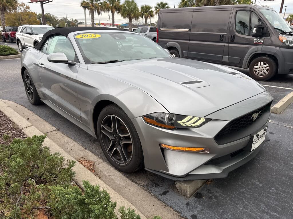 2022 Ford Mustang EcoBoost Premium Convertible RWD